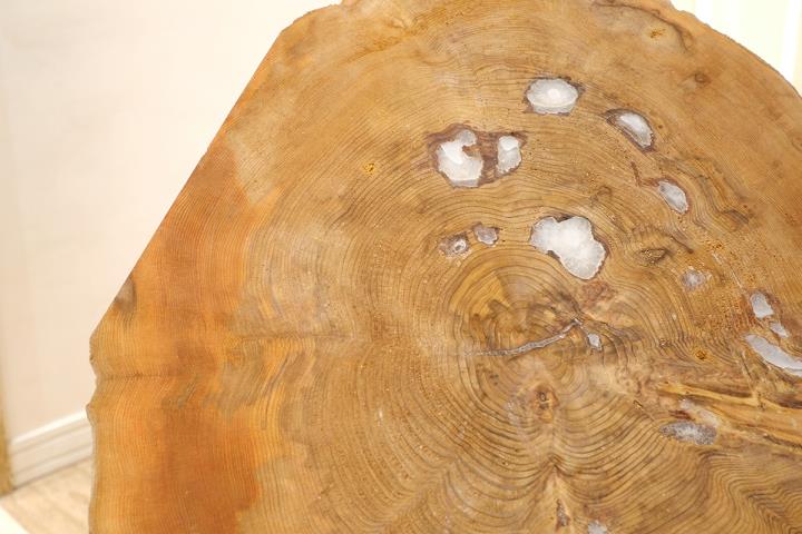 木という素材のサスティナビリティ「フェラガモ×春日杉」DESIGNART TOKYO2019レポート