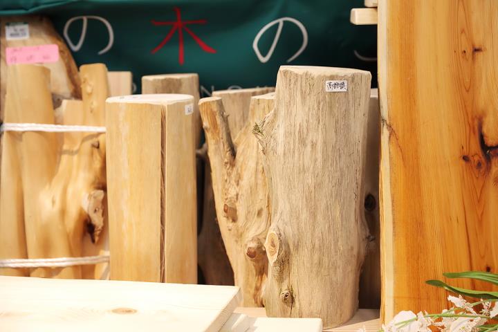DIYのプロ・東急ハンズ店員に聞く、木の選び方・扱い方。ワンランク上のDIYに挑戦！
