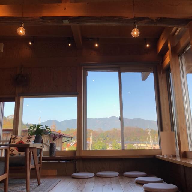 木の温もり溢れる空間で癒しのひとときを。奈良の木を使ったおすすめカフェまとめ