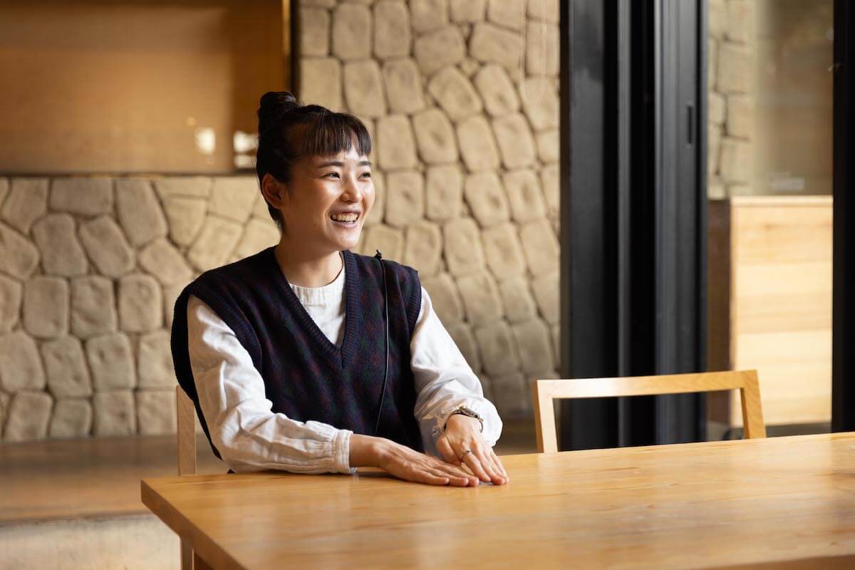 “サウナの女王”清水みさとが故郷・奈良でととのう！吉野桧のサウナと発酵温熱木浴を体験し感じた魅力とは