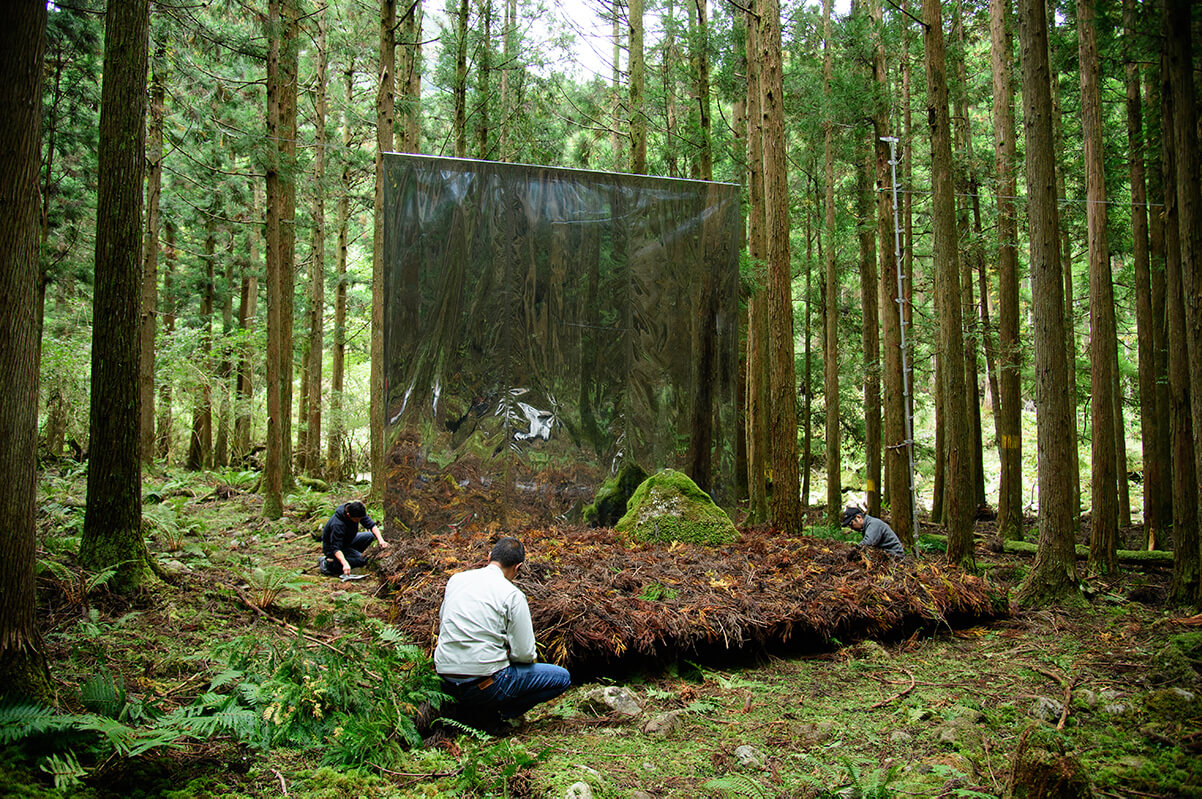 MIND TRAILプロデューサー齋藤精一×建築家／美術家 佐野文彦が思う、芸術祭で感じた“奈良の木”のストーリー