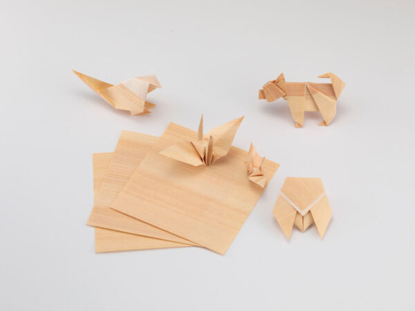奈良の木 プロダクト 吉野杉の折り紙（5枚入り）