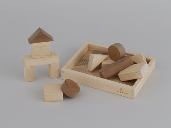 奈良の木 プロダクト 積み木 building block