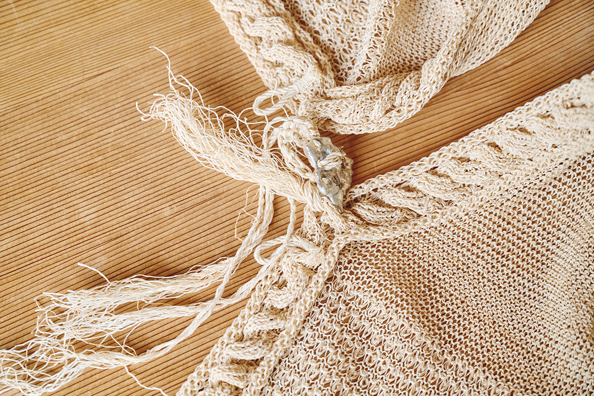 三⼾なつめさんが体験する“⽊のある暮らし”―― 吉野杉の家で『よしのウッドフェス 2025』で出合ったアイテムを楽しむ