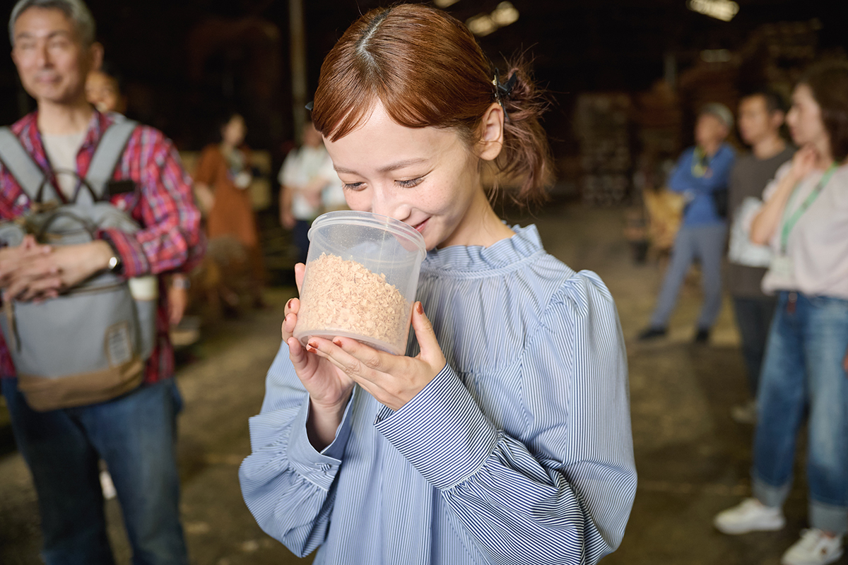 三⼾なつめさんと歩く、木のまち吉野を五感で感じた『よしのウッドフェス2025』レポート