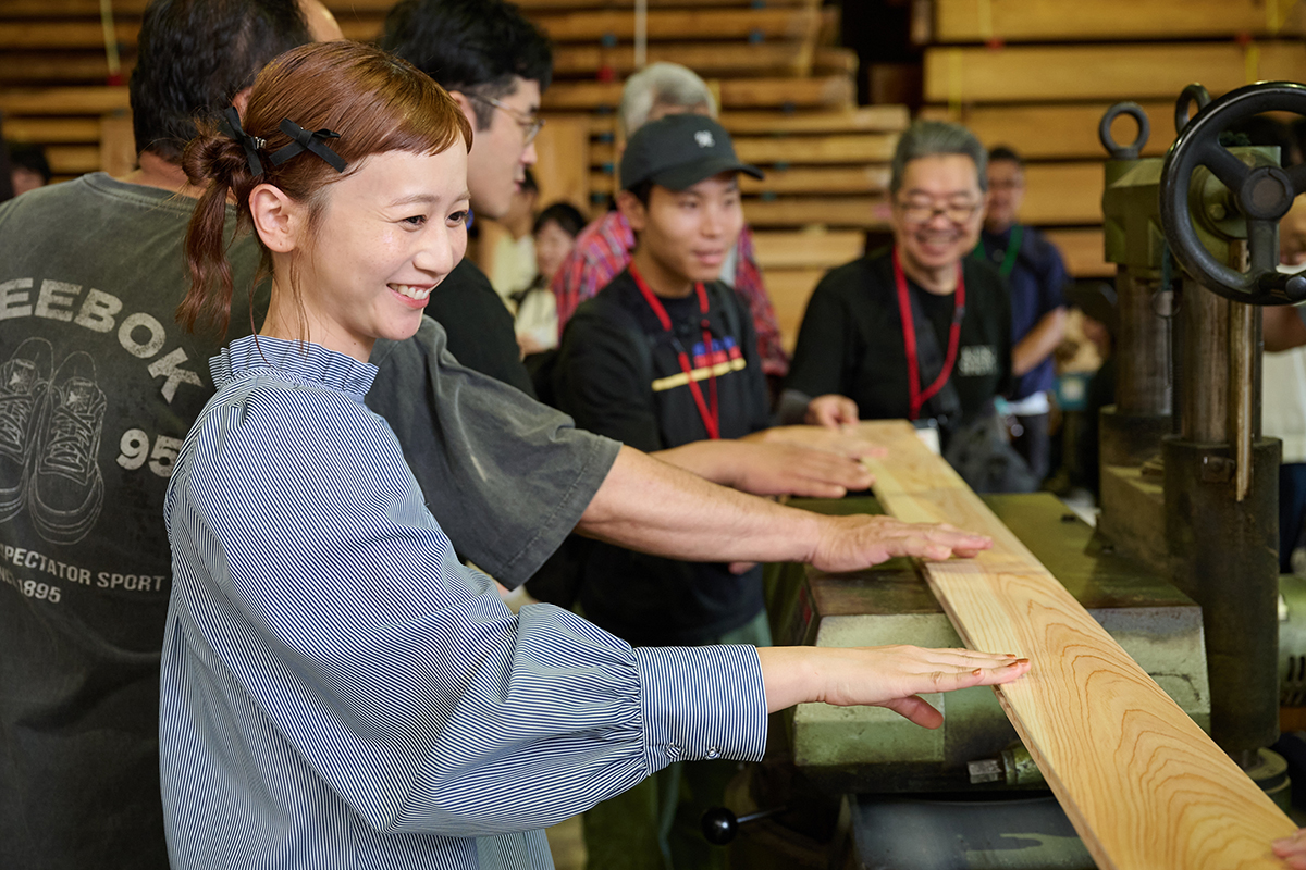 三⼾なつめさんと歩く、木のまち吉野を五感で感じた『よしのウッドフェス2025』レポート