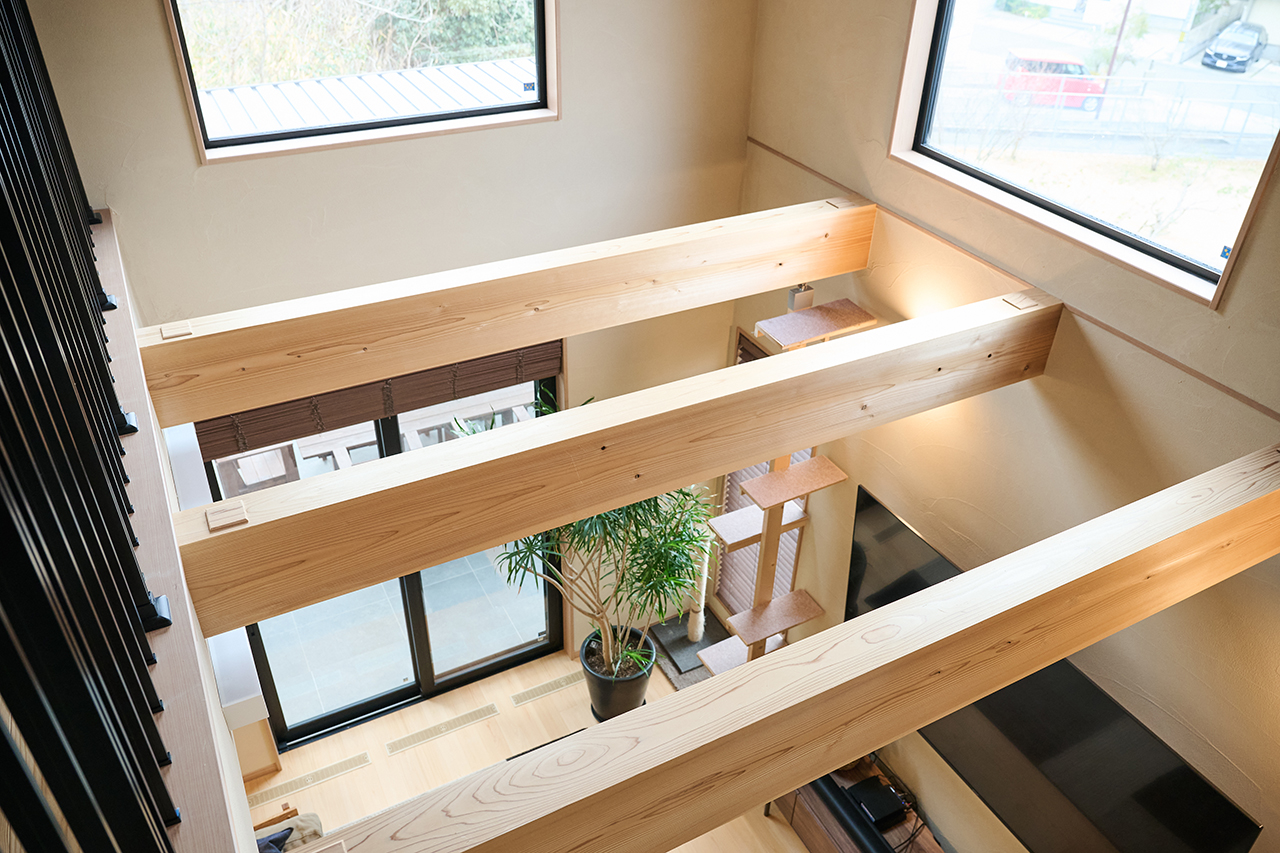 奈良の木と暮らす選択。こだわりを重ねた“建て替え”で見つけた住まいの心地よさとは？